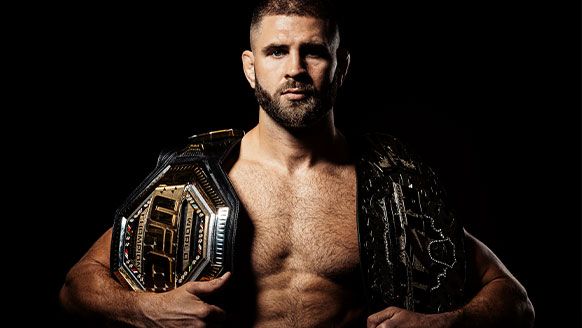 Incroyable Procházka ! Il éteint son adversaire au deuxième round pour ses débuts à l'UFC.